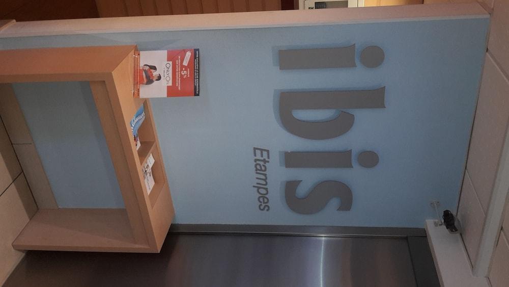 Ibis Etampes Hotell Exteriör bild