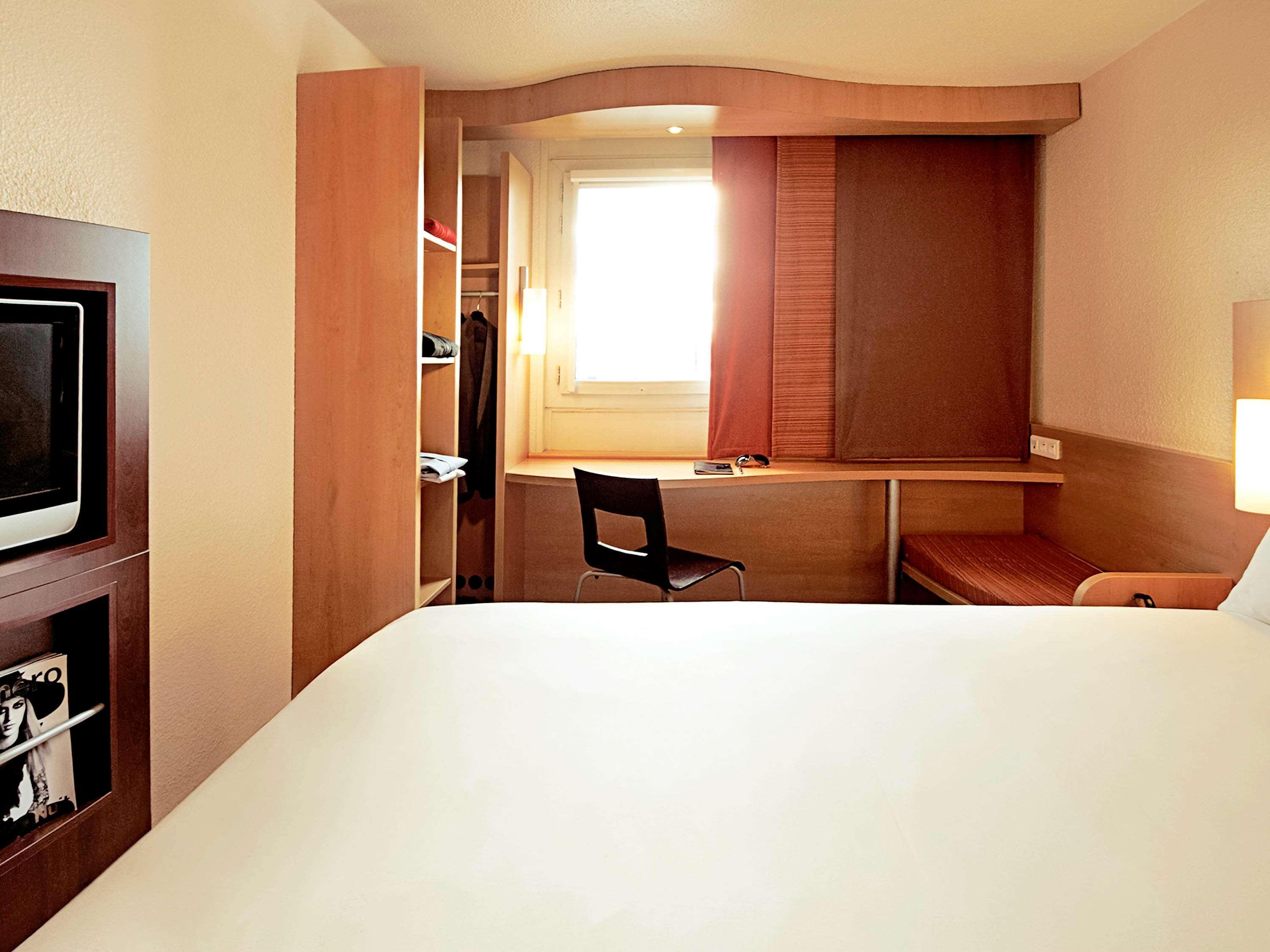 Ibis Etampes Hotell Exteriör bild
