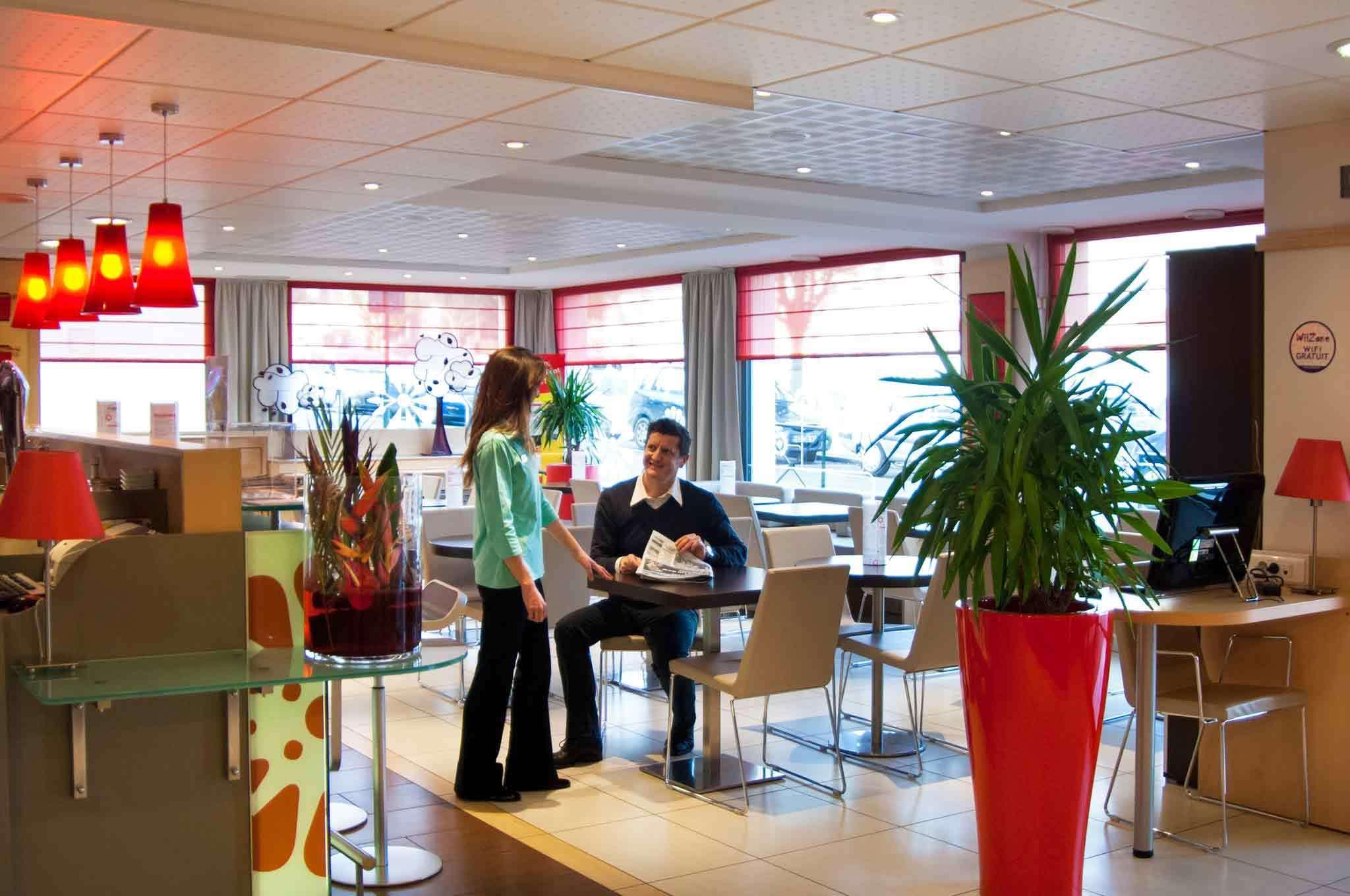 Ibis Etampes Hotell Exteriör bild