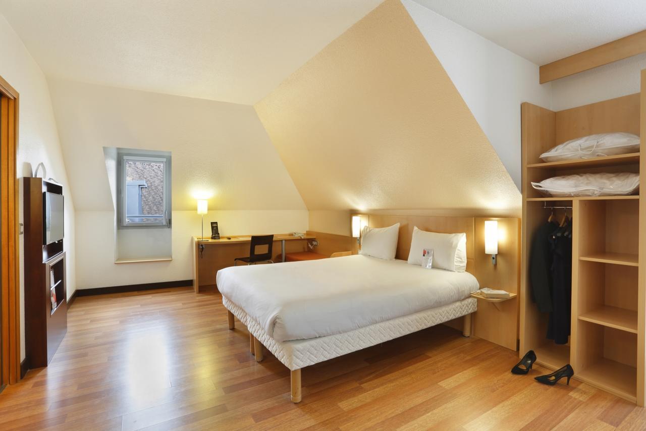 Ibis Etampes Hotell Exteriör bild