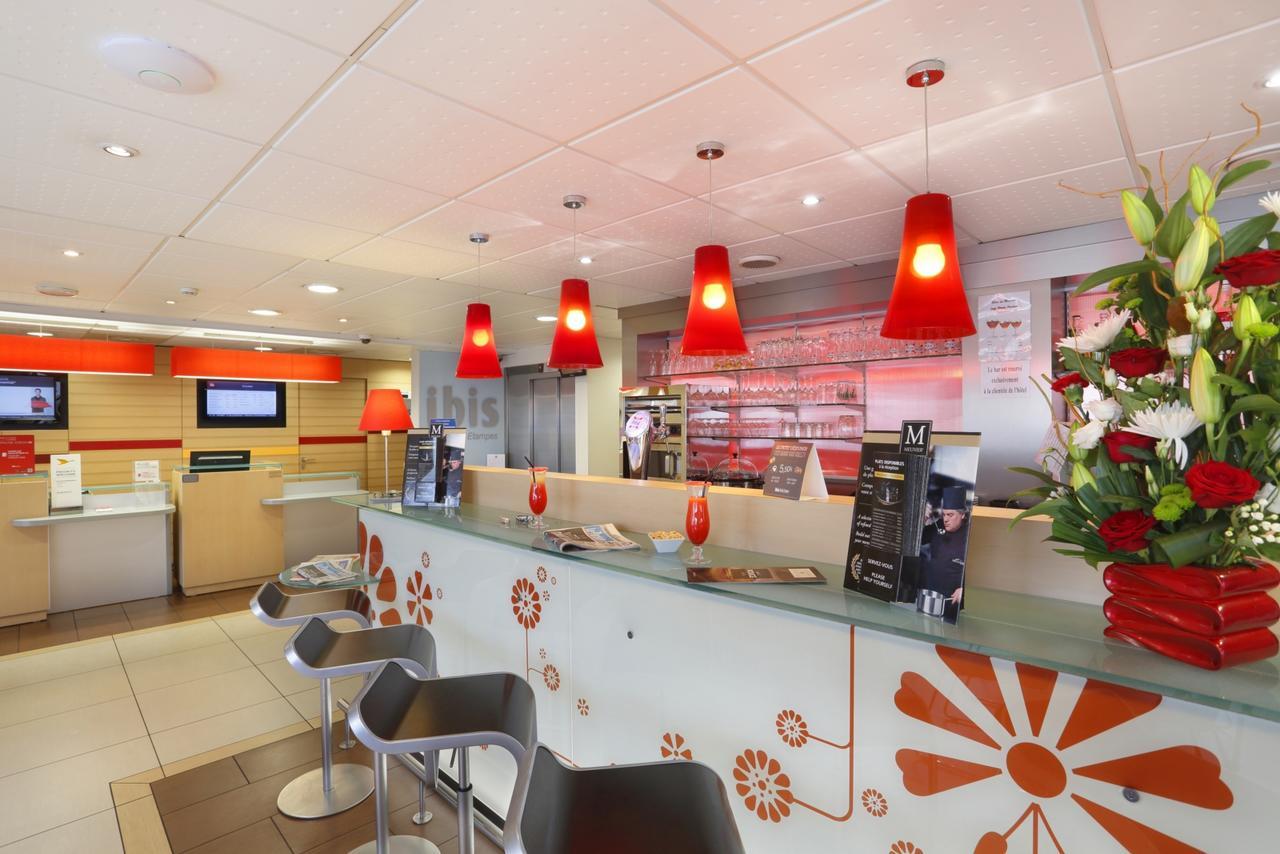 Ibis Etampes Hotell Exteriör bild