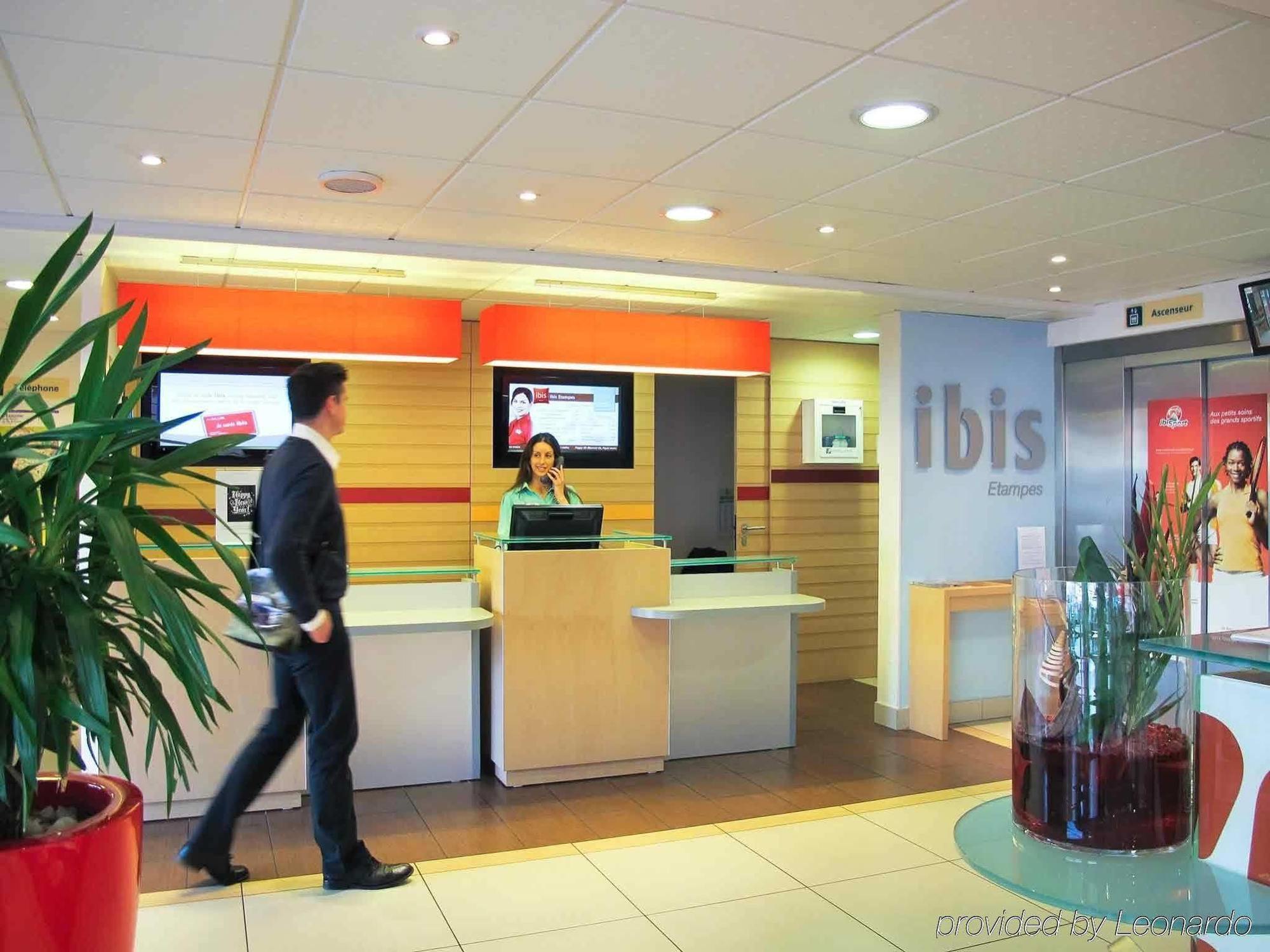 Ibis Etampes Hotell Exteriör bild